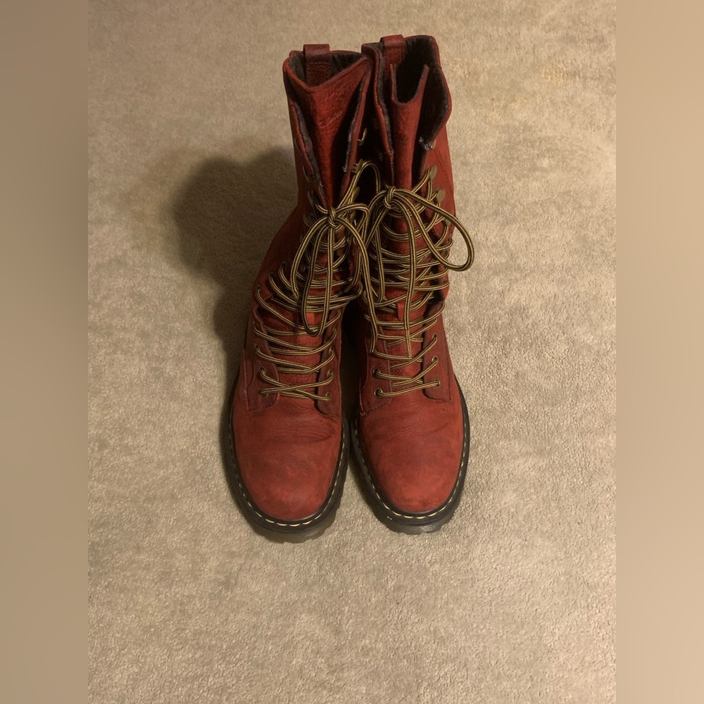 Dr. Martens Triumph 1914 Red Leather 12 Eye Boots Foldable Womens Size 7